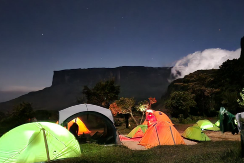 Acampamento do Monte Roraima - Trilhas e Pedal Adventure